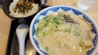 混んでいますが回転は良い