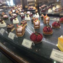 誘惑に負けそうになる。。。