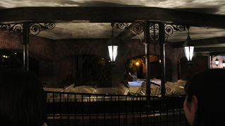 ボートに乗るアトラクション