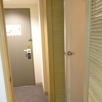 やけに広い入口付近