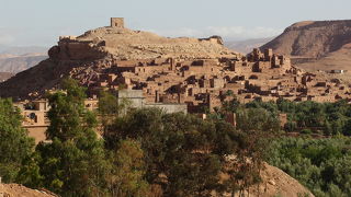 映画のロケ地で有名な集落