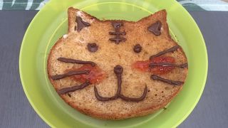 いろねこ食パン