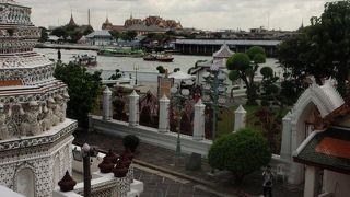 船で行きました。