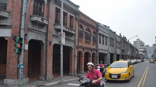 竜山寺に近い古い町並み。かつて木材の皮をむく現場だったのが名前の由来だそうだ