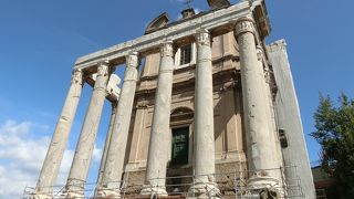 ローマの歴史を学ぶことができる素敵な場所です。