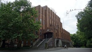 改修の計画により一時休業中です