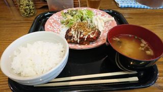 喫茶店で出してくれるお昼ご飯