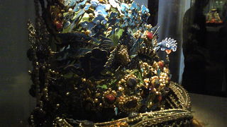 清朝、歴代皇帝の居城。映画「ラストエンペラー」を見て行ってみたかった場所です。