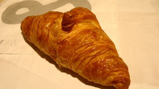 焼きたてクロワッサン