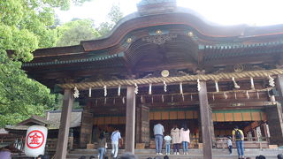 参拝は左右もあります