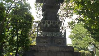 浅草寺の境内にあります。