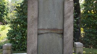 浅草寺の境内にあります。