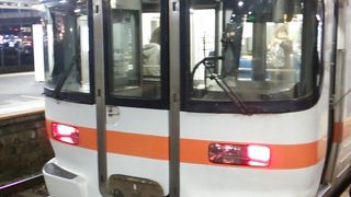 名古屋19時50分発快速米原行きについて