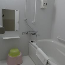 部屋のトイレバスルームはセパレートです。