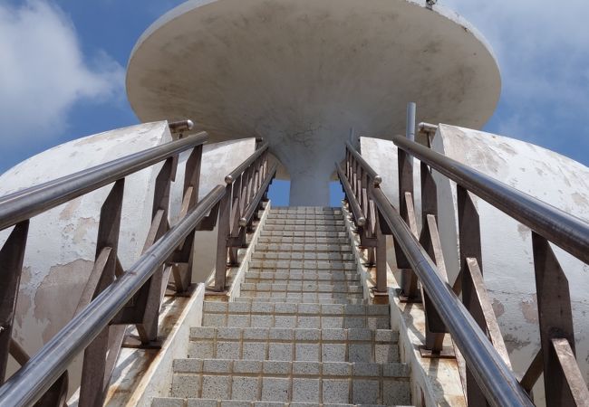 ふいごの原理で音がする岩場、景色のいい場所としてもオススメです