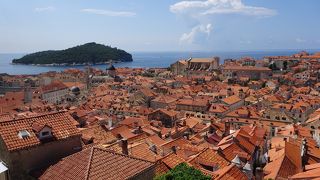 ドゥブロブニク城壁一周1940メートルは感動の連続！