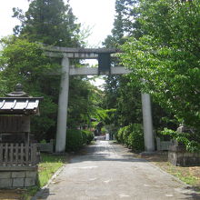 三尾神社鳥居