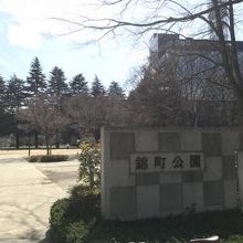 奥にはＮＨＫができました。