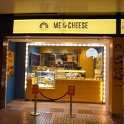 仙台駅の２階に入っているチーズスィーツのお店
