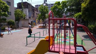 地元住民の生活感あふれています