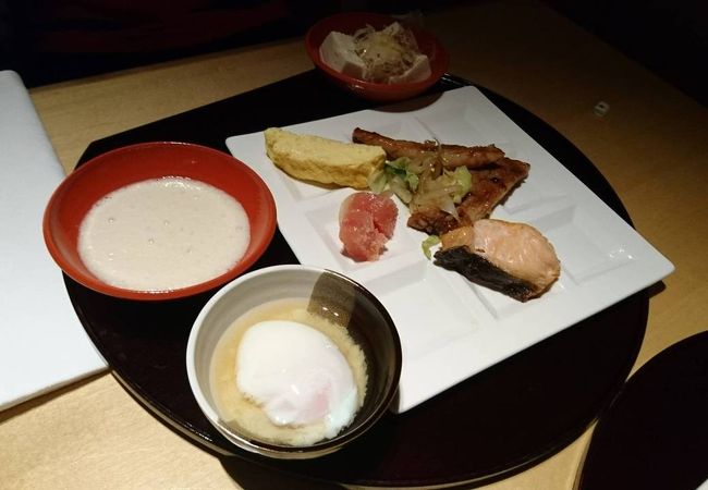 ウェスティンホテル東京２階の和食レストランで朝食