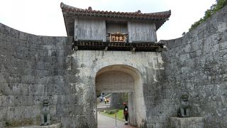 首里城に行くまでに通る門