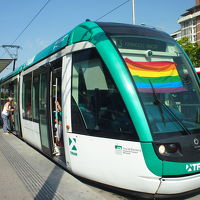 乗車するトラム