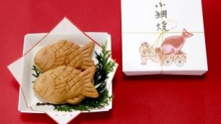 郷土菓子という最中や汁粉、果物の砂糖漬けなどが美味しい