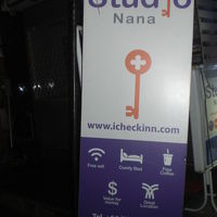 スタジオ・ナナ・バイ・アイチェックインの標識です。懐かしいで