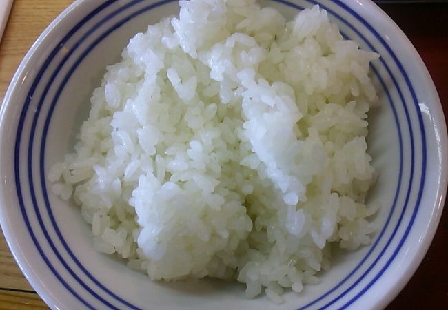 めし～大・中・小はいずれも140円と同一料金です～