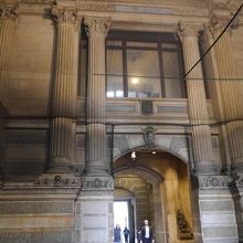 ゲート内の通路も見応えがあります