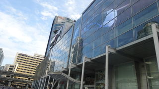 大型ショッピングモール