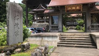 日本のミケランジェロ「石川雲蝶」が手掛けた彫刻絵画が見どころ