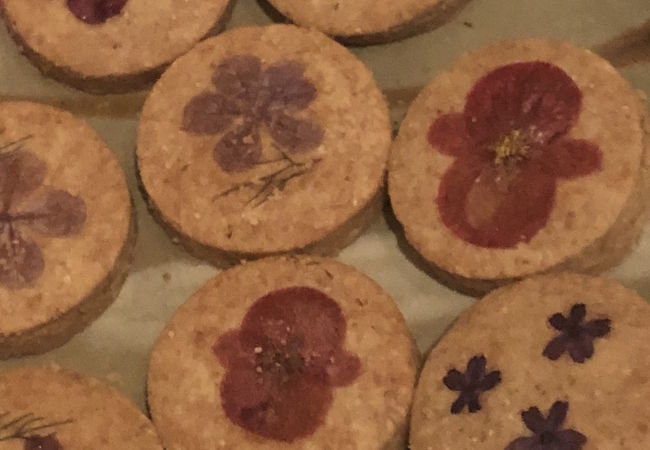 お花のクッキーが有名