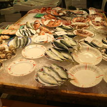 売り物の魚