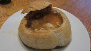 お土産品から飲食も