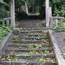 金山の近くに数多あるお寺の一つ、これだって金山遺跡と呼べる。