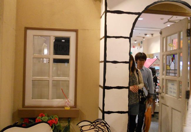 スヌーピーがお出迎え♪