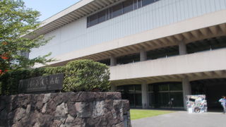 北の丸公園の中にあります。