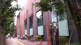 入り口ホールの装飾も立派