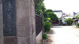 屋根がきれいというだけでなく、寺への入り口の道も整然としていて気分も良かったでした