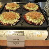 朝食にお好み焼き