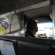 内部はそれなりです