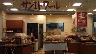 山崎製パン系のベーカリー