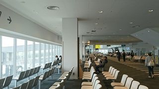 こじんまりと使いやすい空港