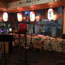 店内は結構広い