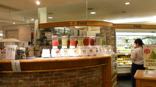 仙台では有名な老舗果物店のジュースのお店です
