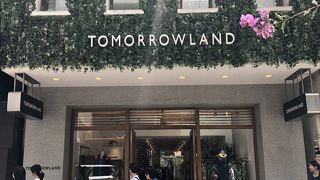 オシャレなセレクトショップ