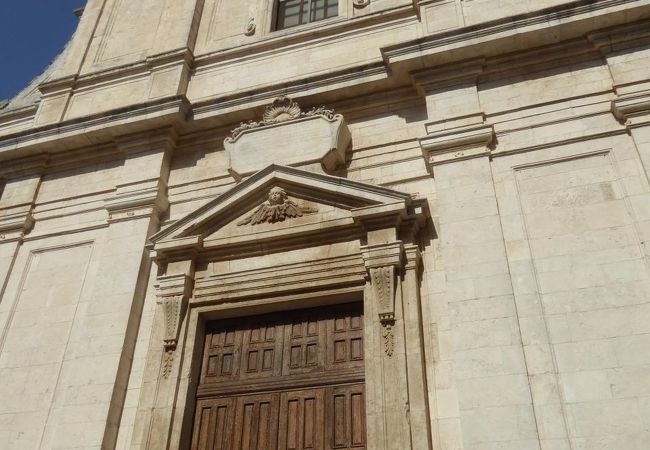 旧市街の頂点に立つ大聖堂