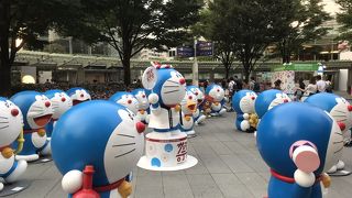 今年も多くのドラえもんが！